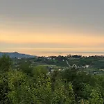 Glamping Istria Tiny Alpstuga Truške