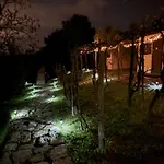 Glamping Istria Tiny Σαλέ *