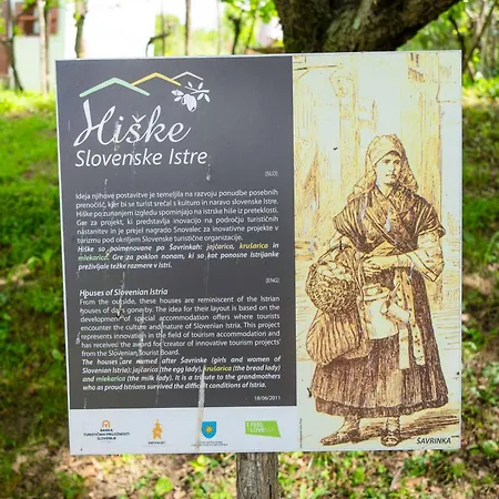 Glamping Istria Tiny Truske