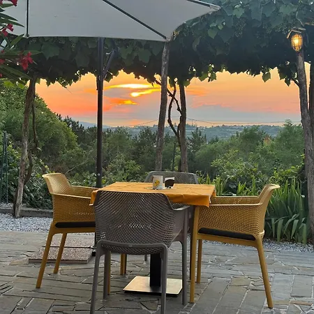 Glamping Istria Tiny Chalet *