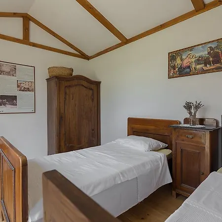 Glamping Istria Tiny Truške