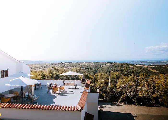 Glamping Istria Tiny Chalé *