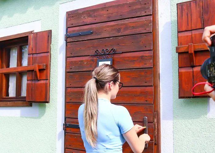 Σαλέ Glamping Istria Tiny *