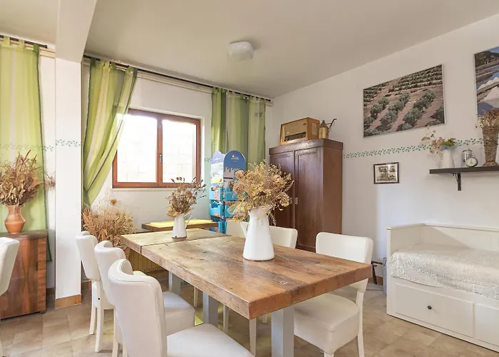 Glamping Istria Tiny Chalet *