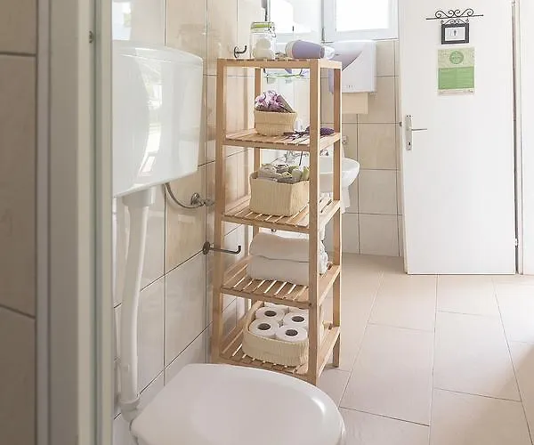 Glamping Istria Tiny Truške