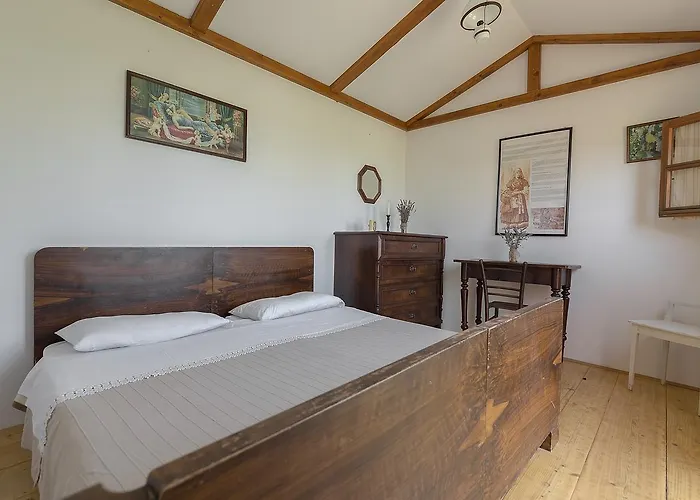 Glamping Istria Tiny Chalé Truške