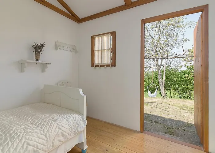 Glamping Istria Tiny Σαλέ Truške